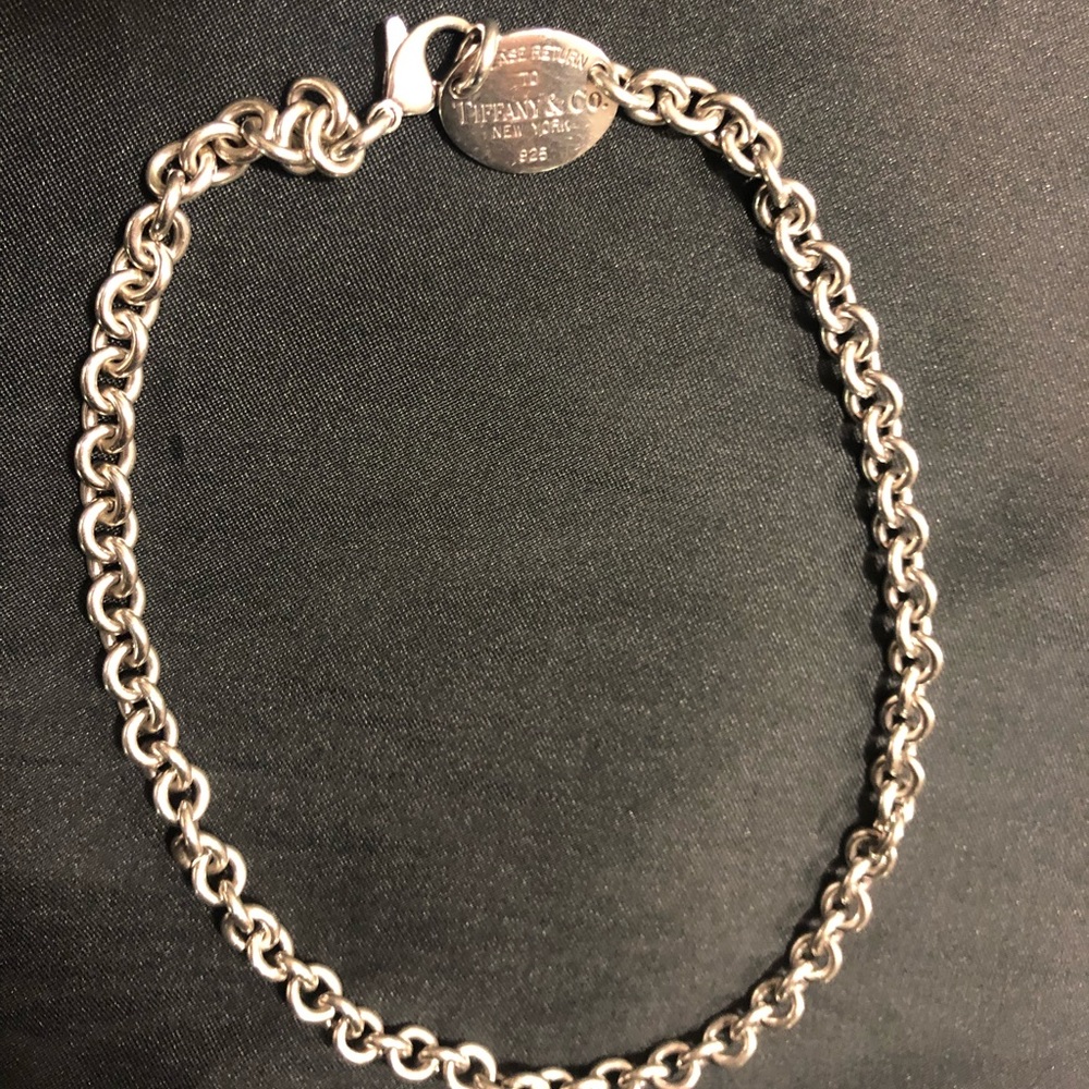 ‼️‼️SOLD ‼️‼️Tiffany  & Co chocker